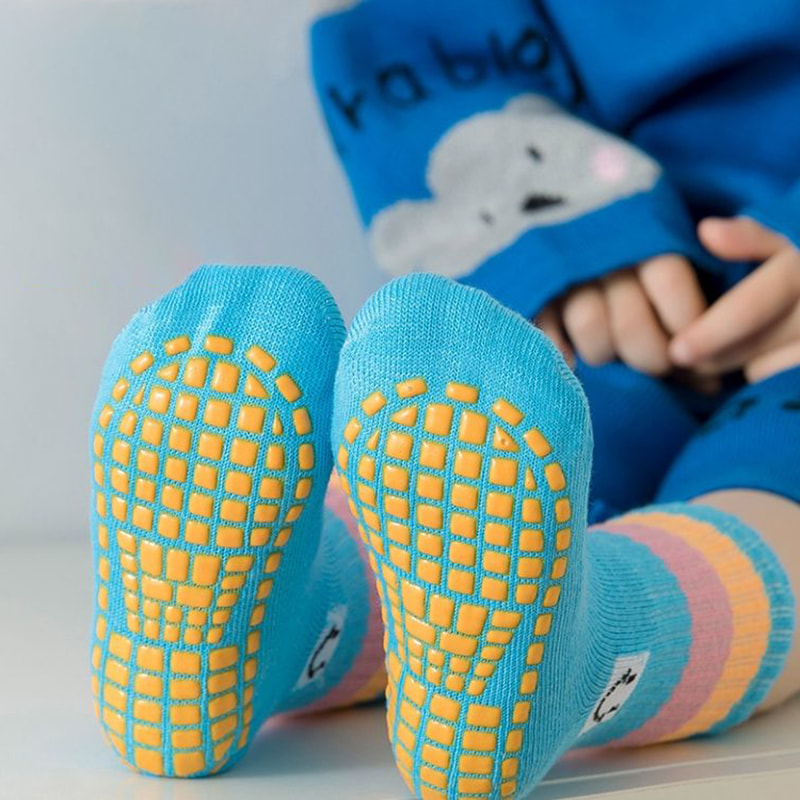 جوراب جوراب غیر لغزنده جوراب های ترامپولین میانی عمده فروشی ، جوراب های برتر زمین بازی کودکان در اوایل تحصیلات اولیه جوراب جوراب غیر لغزنده جوراب های ترامپولین میانی عمده فروشی ، جوراب های برتر زمین بازی کودکان در اوایل تحصیلات اولیه