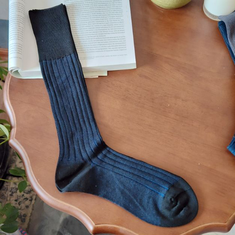 جوراب های فوتبال دو سوزن سوزن جوراب های فوتبال دو سوزن سوزن