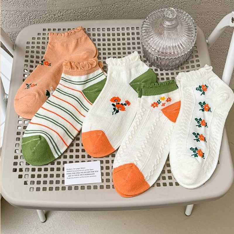 جوراب های کوتاه پنبه خالص تیره ژاکارد سفید برای دختران جوراب های کوتاه پنبه خالص تیره ژاکارد سفید برای دختران