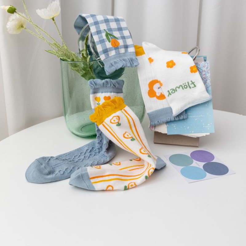 جوراب های لوله میانی برای کودکان ، جوراب های کارتونی ژاپنی ، نسخه کره ای ، جوراب های زنانه نازک چهار فصل جوراب های لوله میانی برای کودکان ، جوراب های کارتونی ژاپنی ، نسخه کره ای ، جوراب های زنانه نازک چهار فصل